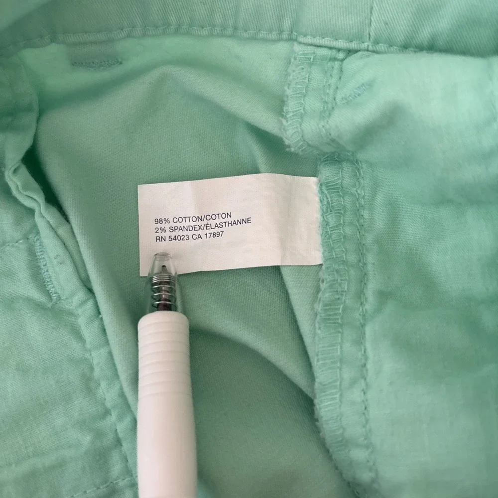 Gap Khaki Chino Shorts 10 Green Cotton Blend Mid Rise Girlfriend Slash Pockets